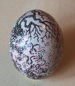 oeuf décoré au feutre